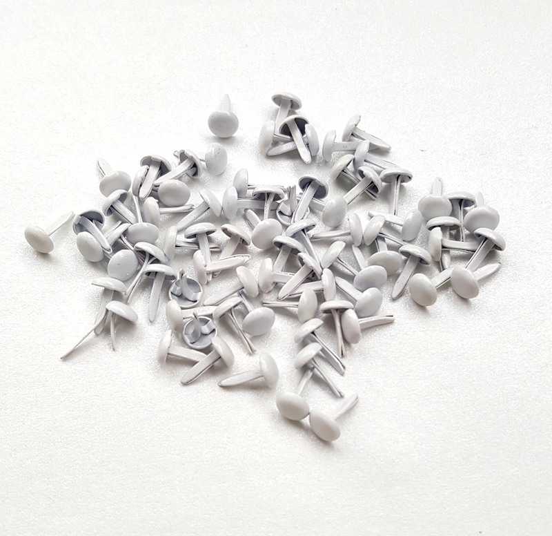 500 stuks 5mm Wit Metalen Brad - Papercraft Supply Invitation recensie en prijs